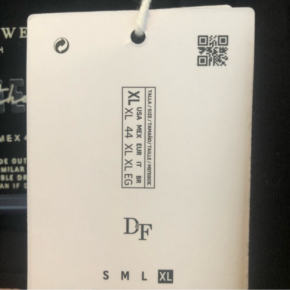 NWT Men’s Denim & Flower Save The Earth Crewneck T Shirt XL Earth Day Recycled - Picture 5 of 6